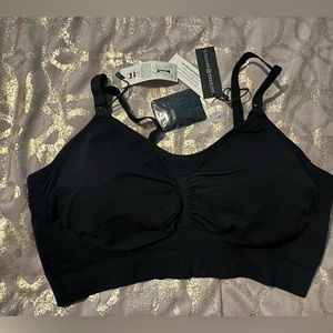New with tags Kindred Bravely Sublime Hands Free Pumping Bra